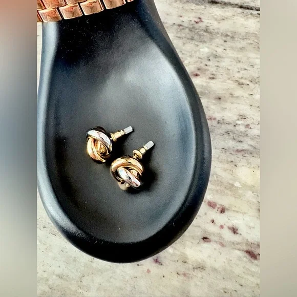 TIME & TRU | Hypoallergenic, Elegant Two-Toned Gold and Silver Knot Earrings - Picture 6 of 12